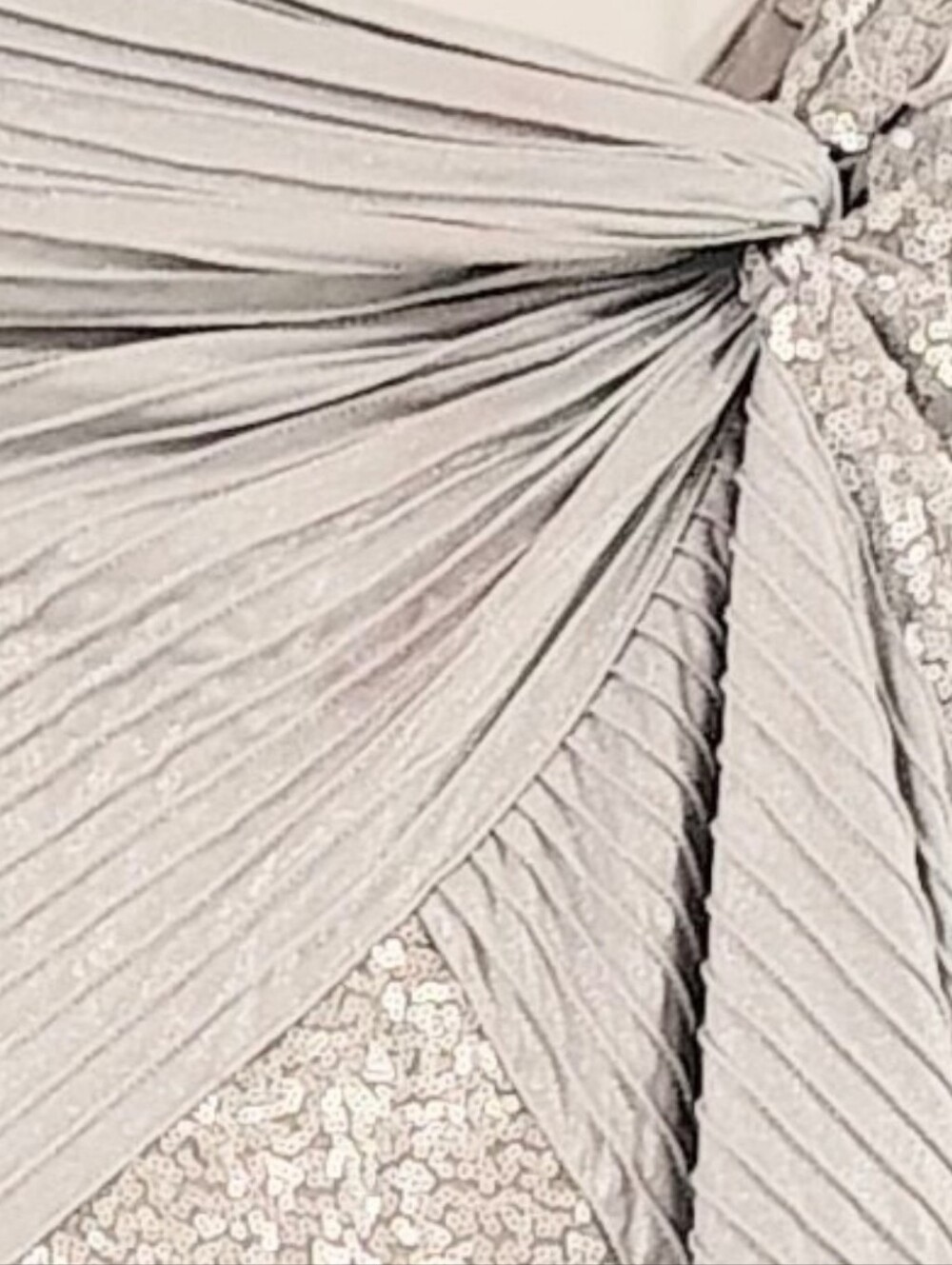 NWT $558 Tadashi Shoji Parma Draped Sequin Gown Silver Women's Medium Evening - Picture 12 of 12